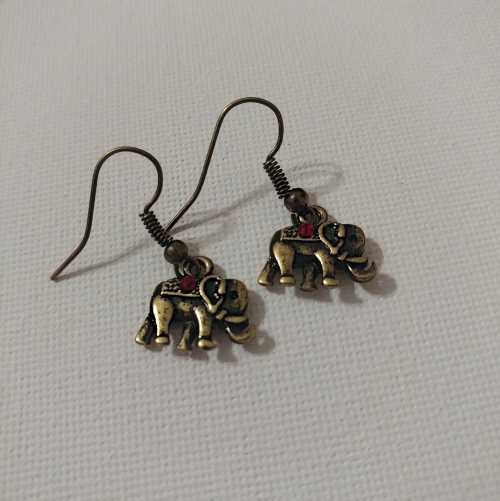 🆕 Antique Copper Ruby Red Stone Elephant Earrings
